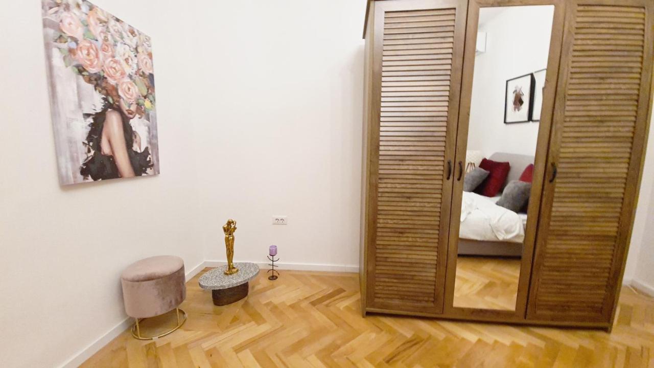 קלוז'-נאפוקה Spacious 5* Luxury In Historic Center Free Parking מראה חיצוני תמונה